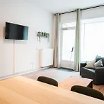 Spacious 1-bedroom In Kreuzberg 公寓 *
