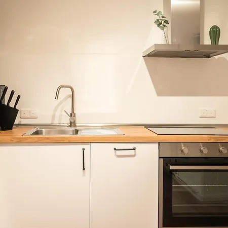 Spacious 1-bedroom In Kreuzberg *