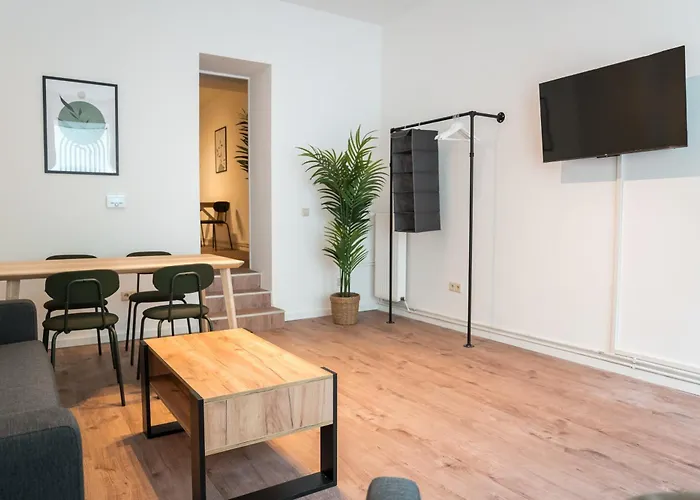 Spacious 1-bedroom In Kreuzberg شقة برلين