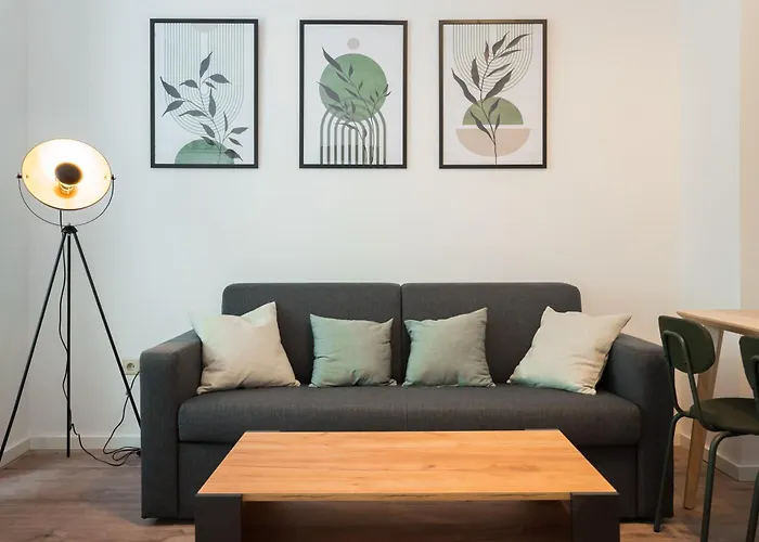 Spacious 1-bedroom In Kreuzberg Βερολίνο